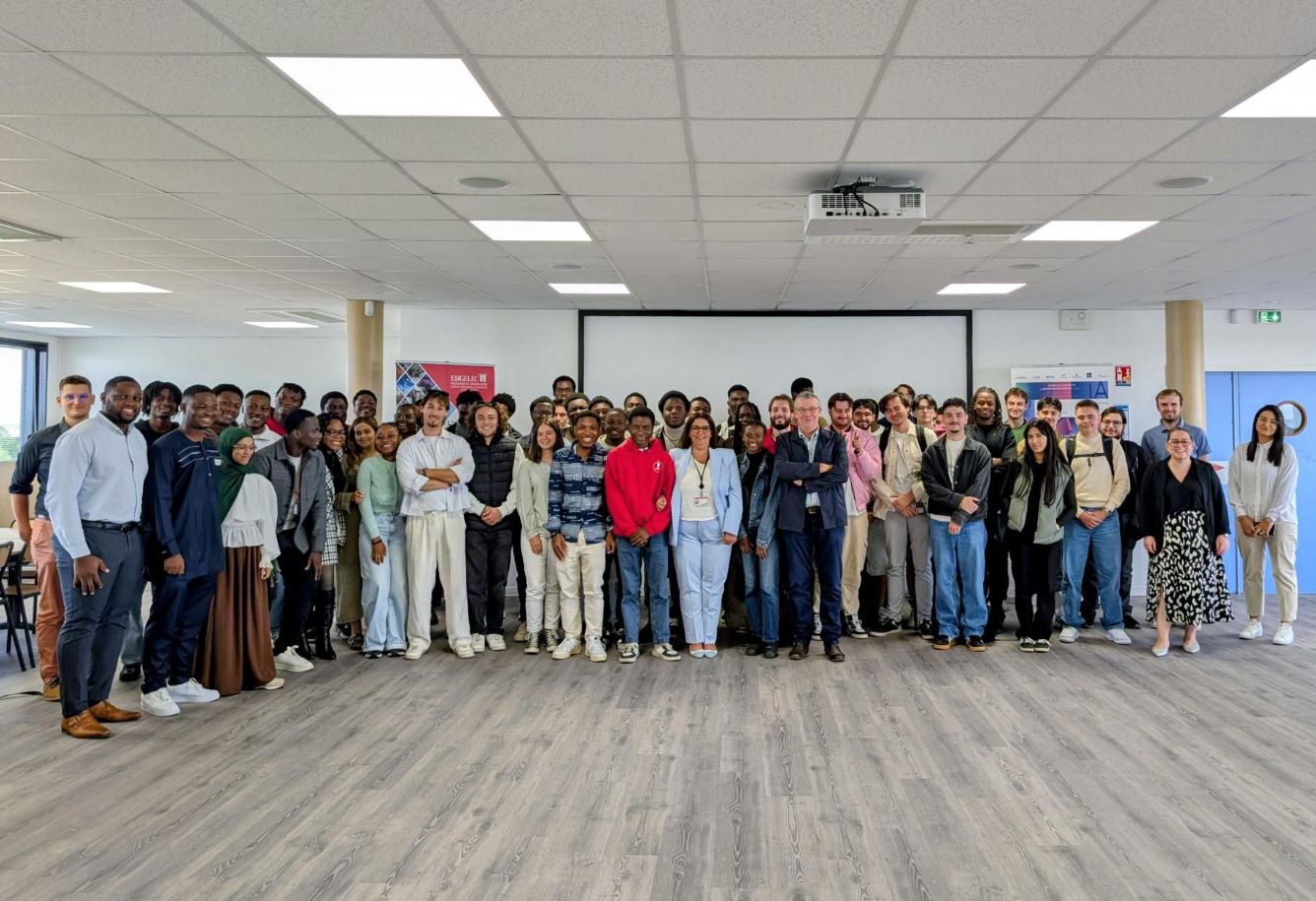 Photo des élèves de la rentrée du Campus de Poitiers